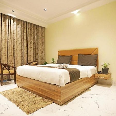 Hotel Royal Paradise By Kdson New Delhi Exterior foto