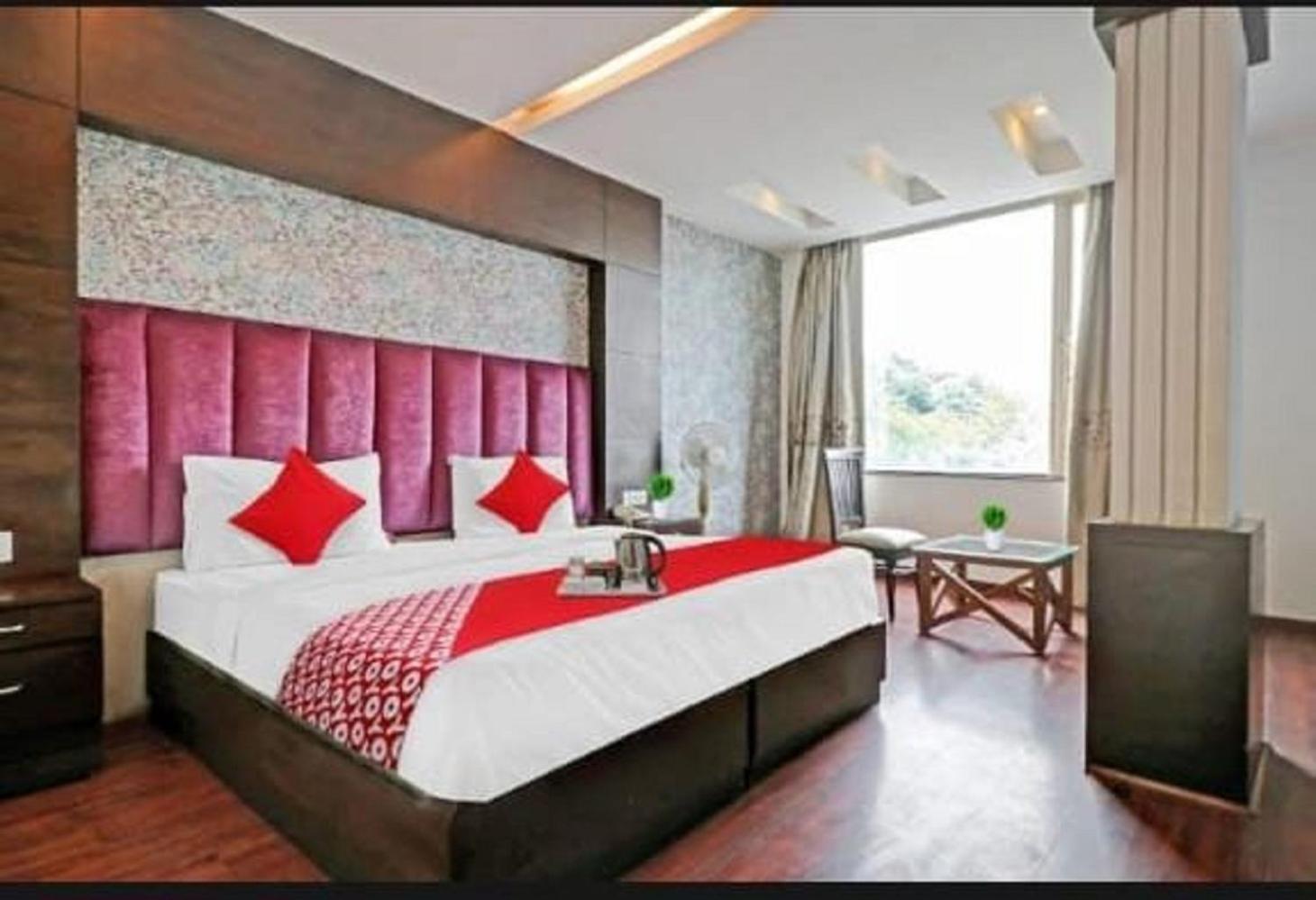 Hotel Royal Paradise By Kdson New Delhi Exterior foto