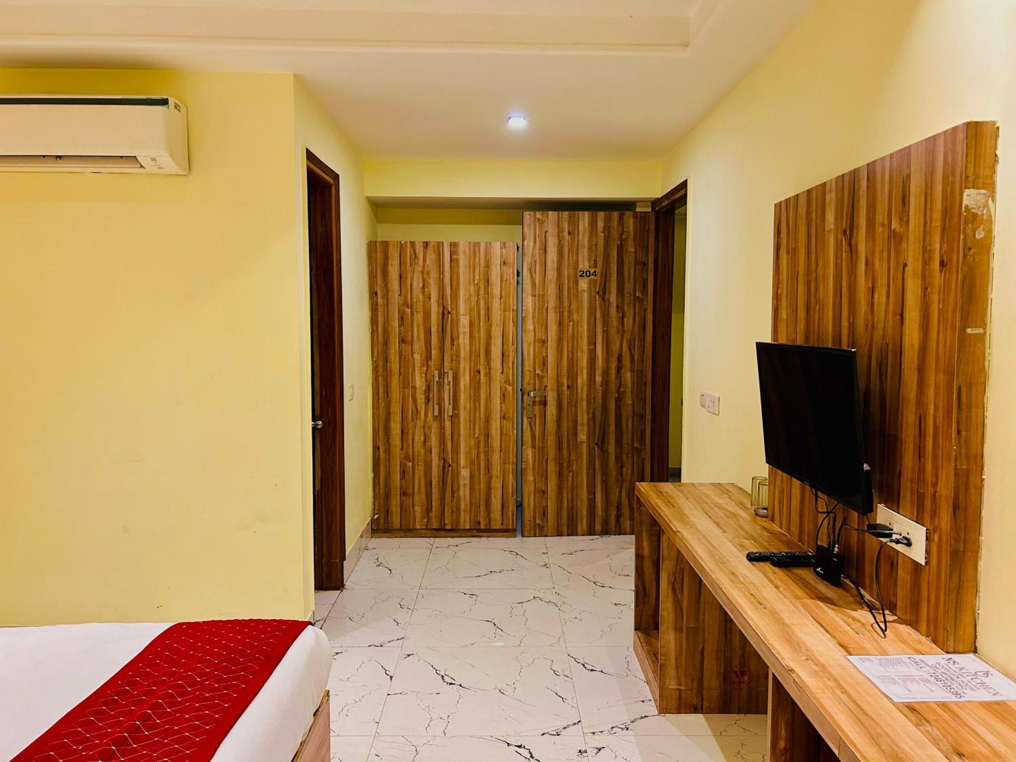 Hotel Royal Paradise By Kdson New Delhi Exterior foto